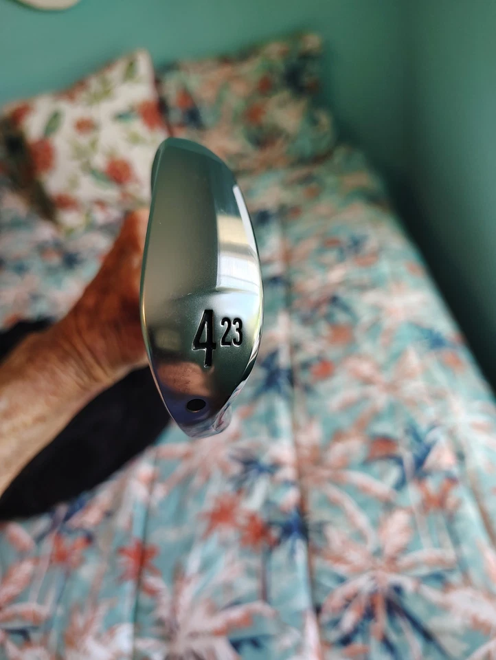 Right Hand 23° Srixon ZXiu Single 4 Iron - Image 2 of 4