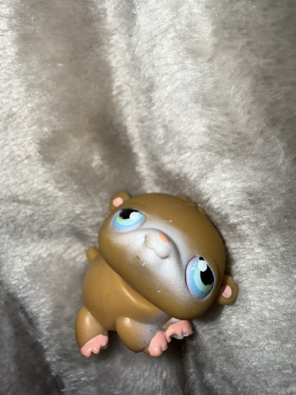 Littlest Pet Shop Brown Hamster #45 2004 Blue Eyes