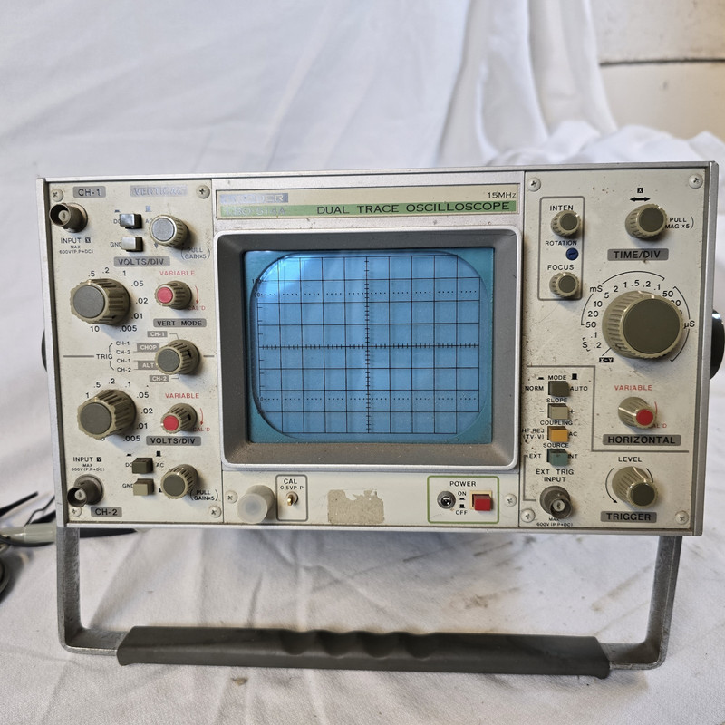 Leader LBO-514A 15MHz 2-Channel Dual Trace Analog Oscilloscope w/ Probe
