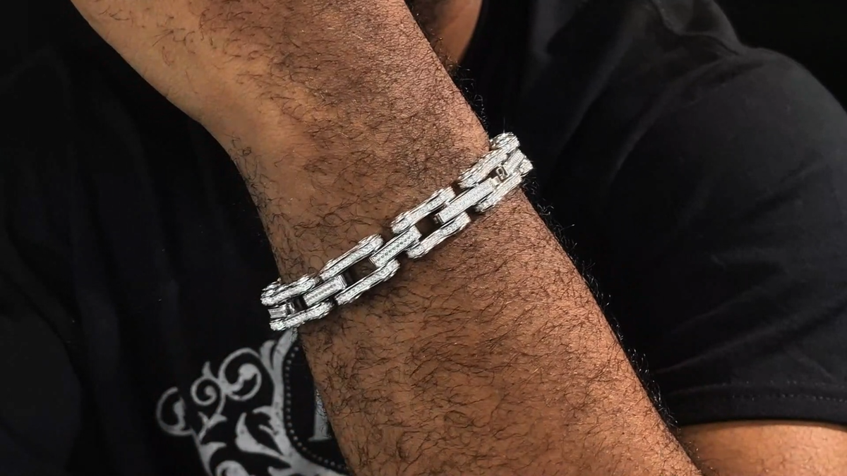 MOISSANITE 12mm Mens 3D Fully Iced Bike Bicycle Link Bracelet Hip