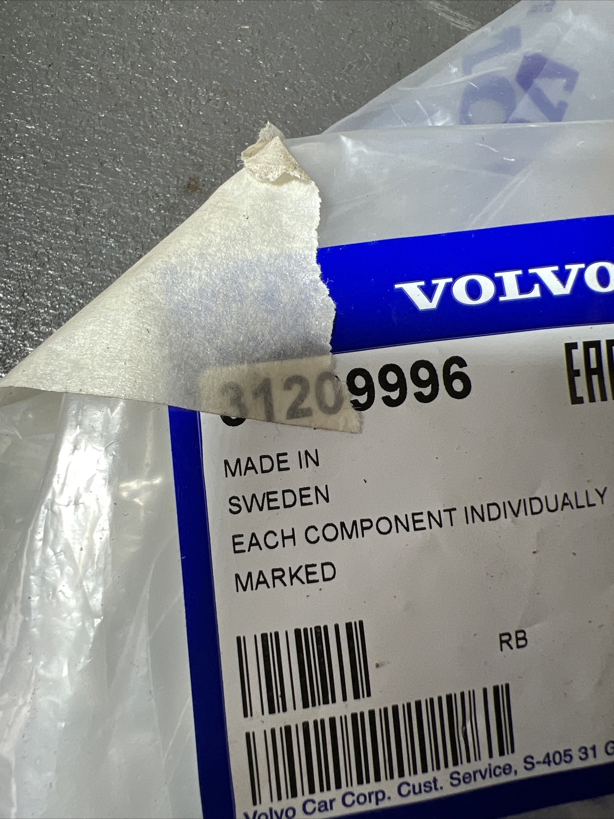 New Genuine Volvo C40 XC40 2019-2023 Door Shell Seal Mounting Kit 