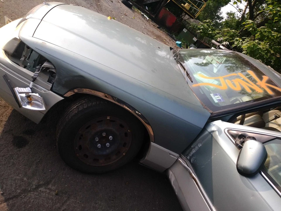 2005 Mercury Grand Marquis OEM Hood Panel 4.6L 205K Mi - Genuine Used Part - Image 3 of 4