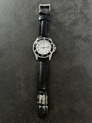Herrenuhr Time Force schwarz/silber Lünette Armband Modell Nr.TF3298M