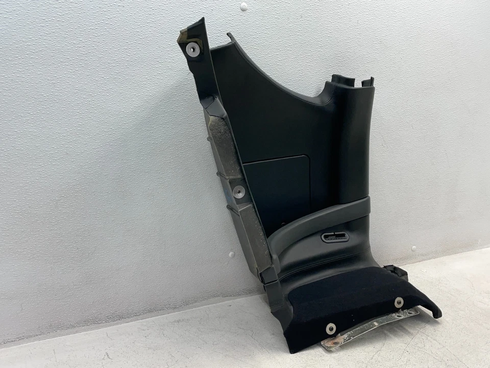 Cubierta de cuarto de conductor trasero izquierdo Lotus Evora 2010-2014 borde de panel negro 1612 OEM Foto 2 de 4