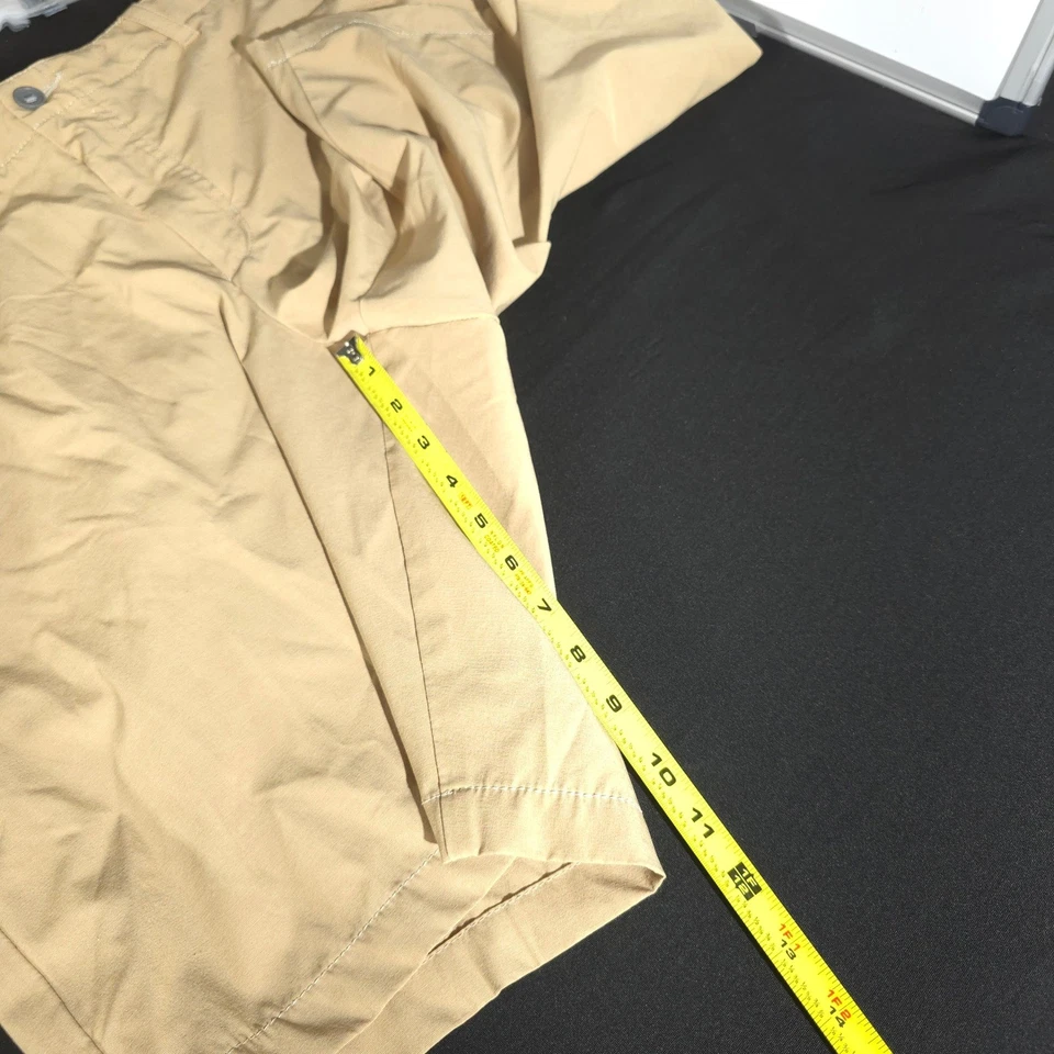 Pantalones Cortos de Golf Tommy Bahama Para Hombres Frente Plano Caqui Talla 38 Exterior Informal Rendimiento Foto 4 de 4