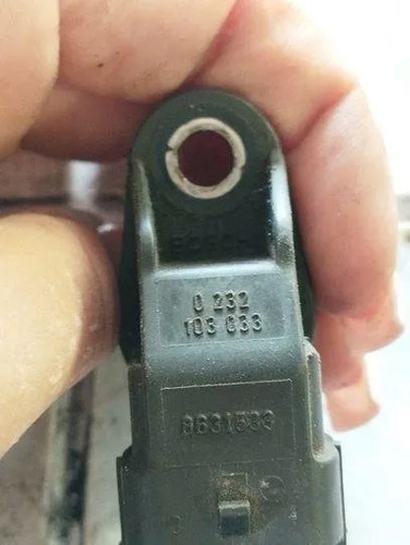 VOLVO V70 II SW Nockenwellensensor 8631533 2.40 Diesel 96kw 2002 18244053