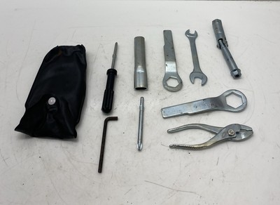   Kawasaki Z750 Zr 750 L7f 2007 - 2012 Original On Board Tool Kit Set  