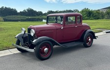 1932 Ford 5-Window Coupe