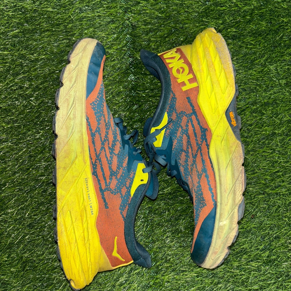 Hoka One One Speedgoat 5 Mens 9.5D Blue Orange Y ellow  display picture 1