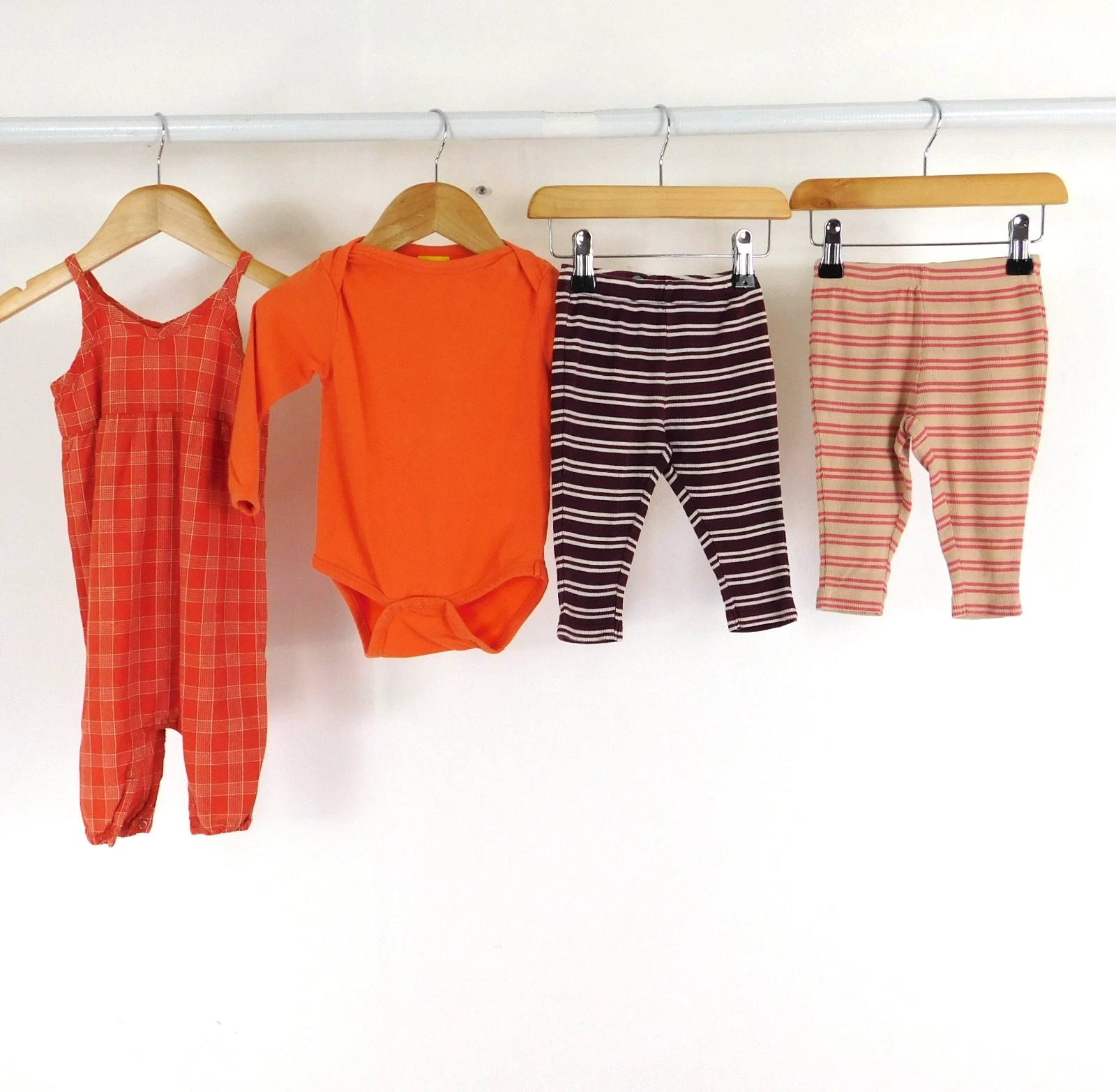 Little Green Radicals Serendipity Baby Clothing Bundle Aged 6–9 Months