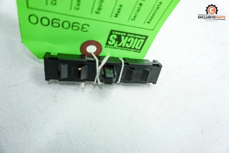 11-18 Volkswagen Jetta OEM Aerial Antenna Disturbance Filter Suppresor Unit 5032 - Image 2 of 4