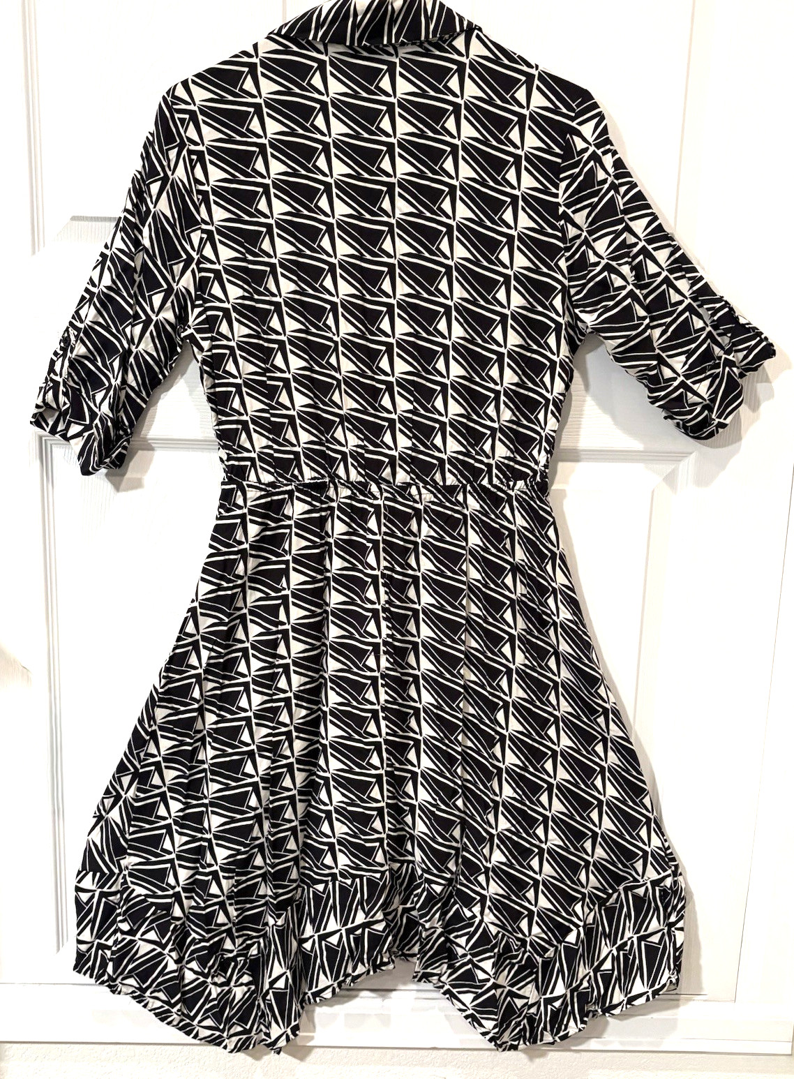 Millenium Black White Geometric Button Front Dres… - image 6