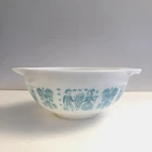 Vintage PYREX #443 Amish Butterprint Cinderella Mixing Bowl 2 1/2 Qt Xlnt!