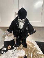 Corelius Alice Vanderbear PORTRAIT IN BLACK AND WHITE OUTFITS NABCO