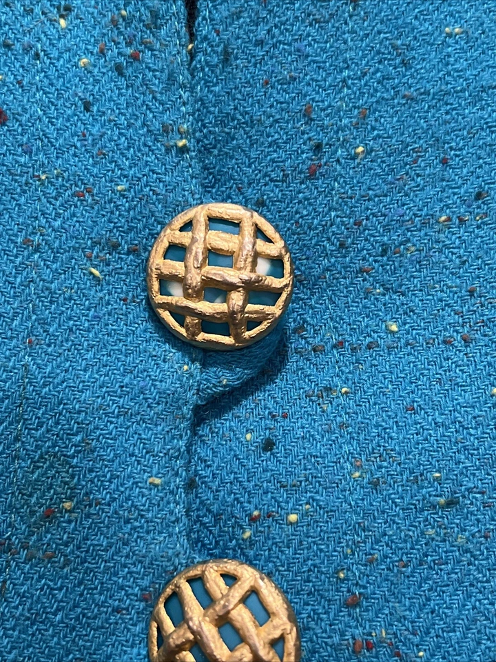 Traje Noviello Bloom Vintage Talla 4, Más Falda Adicional, Color Turquesa Foto 3 de 4