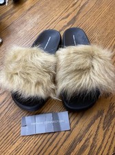 Faux Fur Size 8/9 Women s Slides