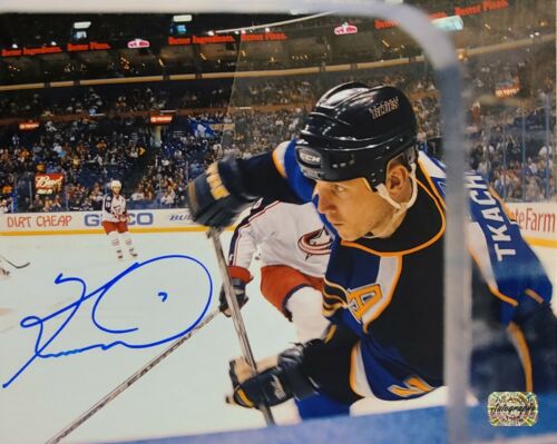 Keith Tkachuk St. Louis Blues Autographed 8x10 photo, w/ AAA COA - Picture 1 of 4