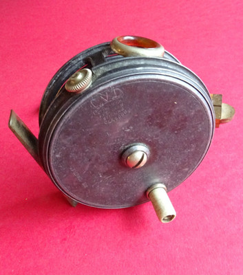 EINE FEINE VINTAGE 3 3/8'' ALEX MARTIN DIE DISTEL PERFEKTES MUSTER 10b FORELLEN FLIEGENROLLE