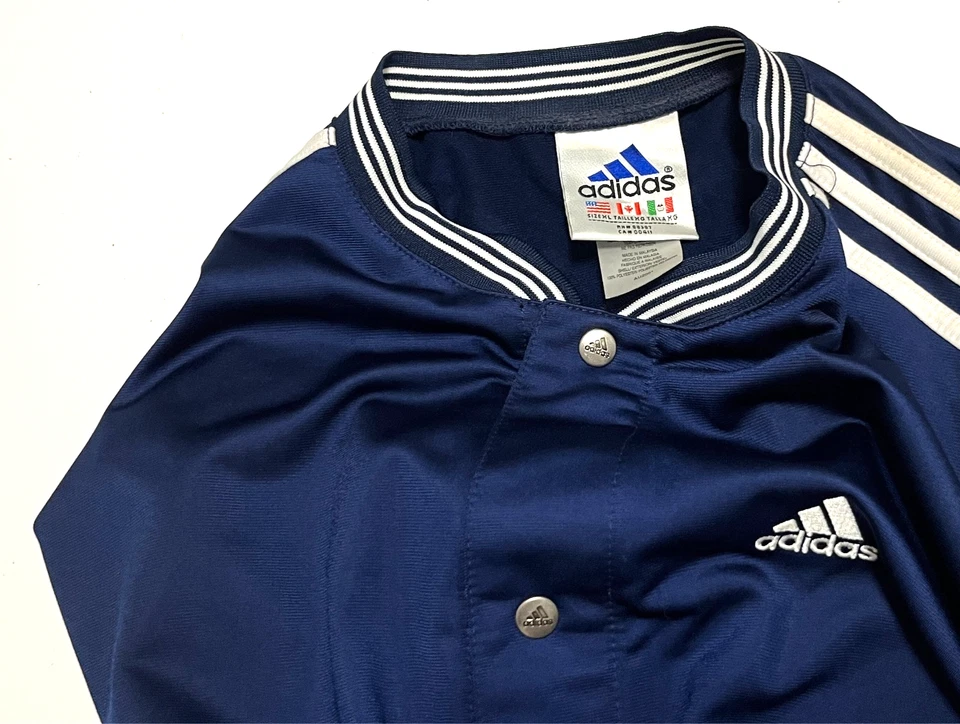 ADIDAS Hombres Botón a Presión Azul Marino Blanco Borde Baloncesto Camiseta de Tiro XL NUEVA ETIQUETA Foto 2 de 4
