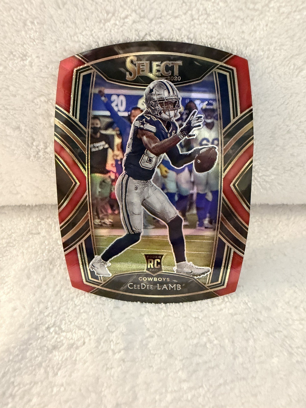 2020 Panini Select - Club Level CeeDee Lamb #257 Red Prizm Die-Cut (RC)