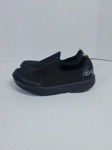 OOFOS OOMG EEZEE Black Sz 11 Women Slip On Shoe