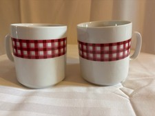 REVOL lot de deux mugs  vintage porcelaine