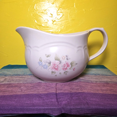 Pfaltzgraff Tea Rose Jumbo Oversized Batter Bowl with Handle Ivory RARE VINTAGE