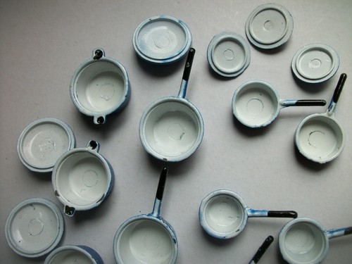 Miniature Cooking Pots w Lids Doll House Blue Spatterwear Lot 24 Pieces E - Picture 11 of 11