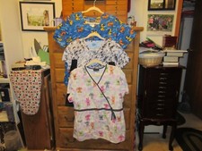 CHOOSE- Womens Scrub Tops- 3 Different Patterns XL- V necks Pockets