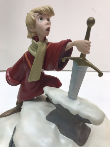 WDCC Disney The Sword in the Stone Wart Arthur Seizing Destiny Box & COA 1236559 - Picture 7 of 12