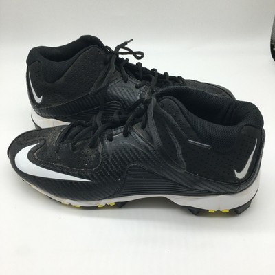 white no show nike socks