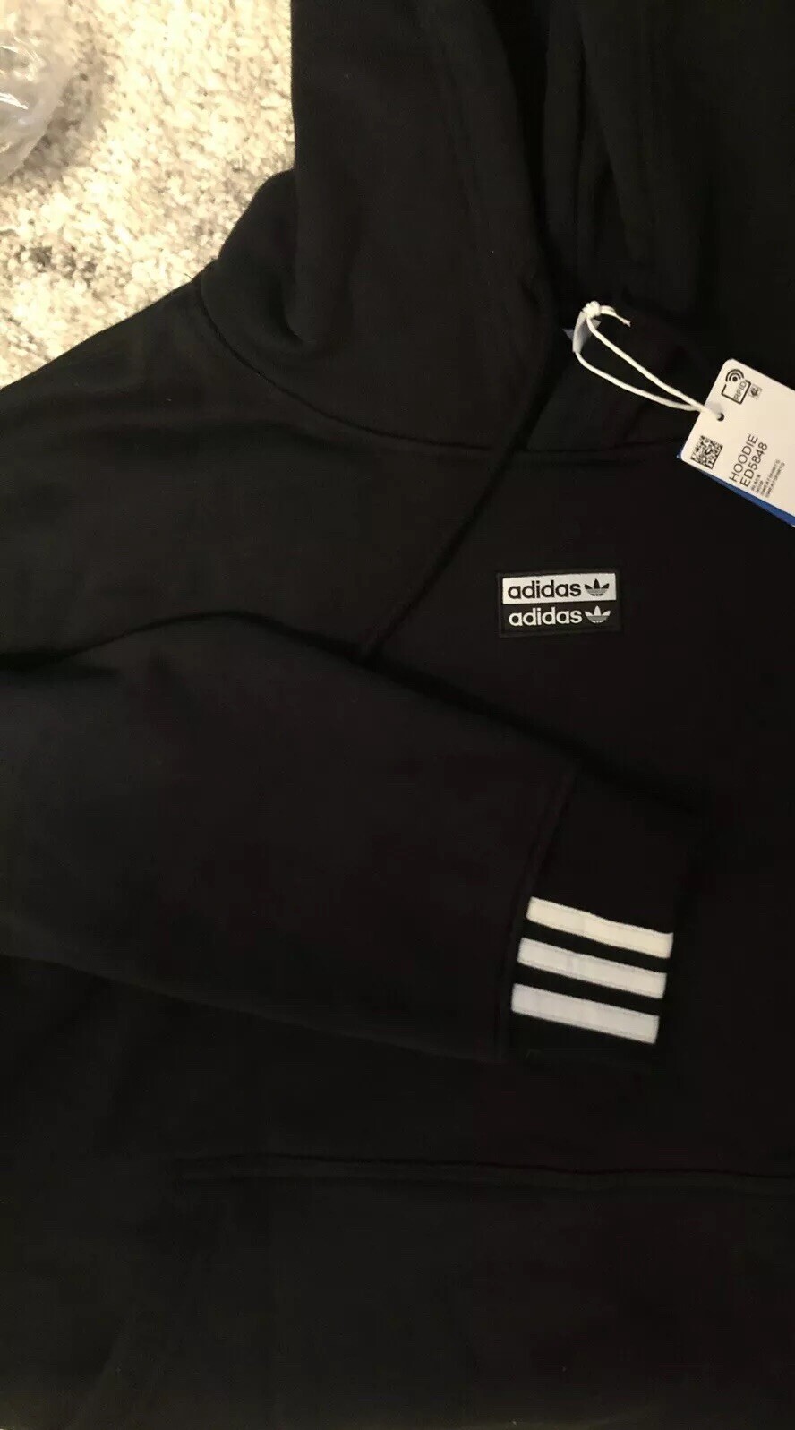 Adidas Originals 3-Stripe Trefoil Logo Women’s Hoodie S Small Black NWT SOLD OUT image 10