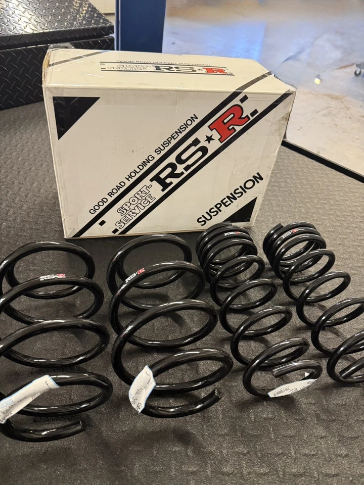 Muelles reductores RS-R F405D Down SUS para 22+ Subaru WRX hechos en Japón Foto 2 de 4