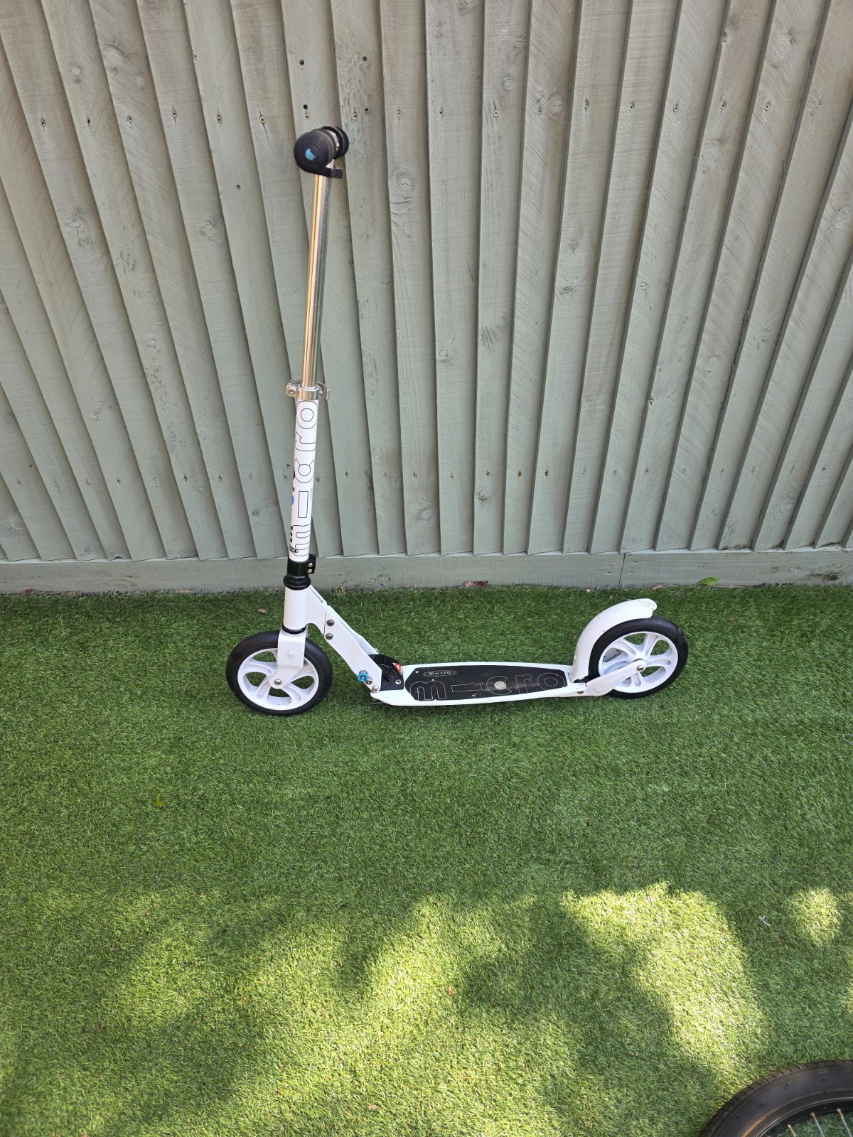 Micro Scooters Micro Classic Adult Scooter Folding Commute Leisure White
