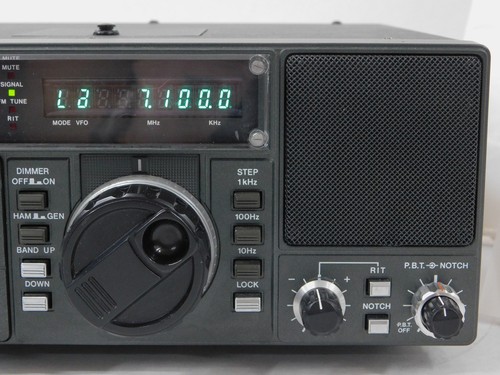 Icom IC-R70 Vintage Radio Communications Receiver + Manual + FL-44 Filter (nice) - Picture 4 of 10