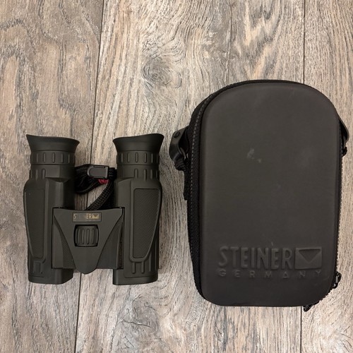 Steiner Predator Pro 10x26 Binoculars with Case