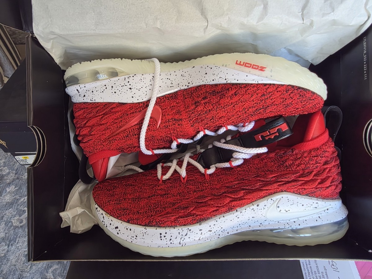 Nike LeBron 15 low Red Knit Athletic Sneakers with Cream Laces LeBron 15 Low  main image 2