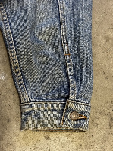 Vintage Levi's Denim Jacket Mens Medium Blue Trucker Made in USA 80s 70507-4890 by Levi's, Size M, $67 - Photo 10