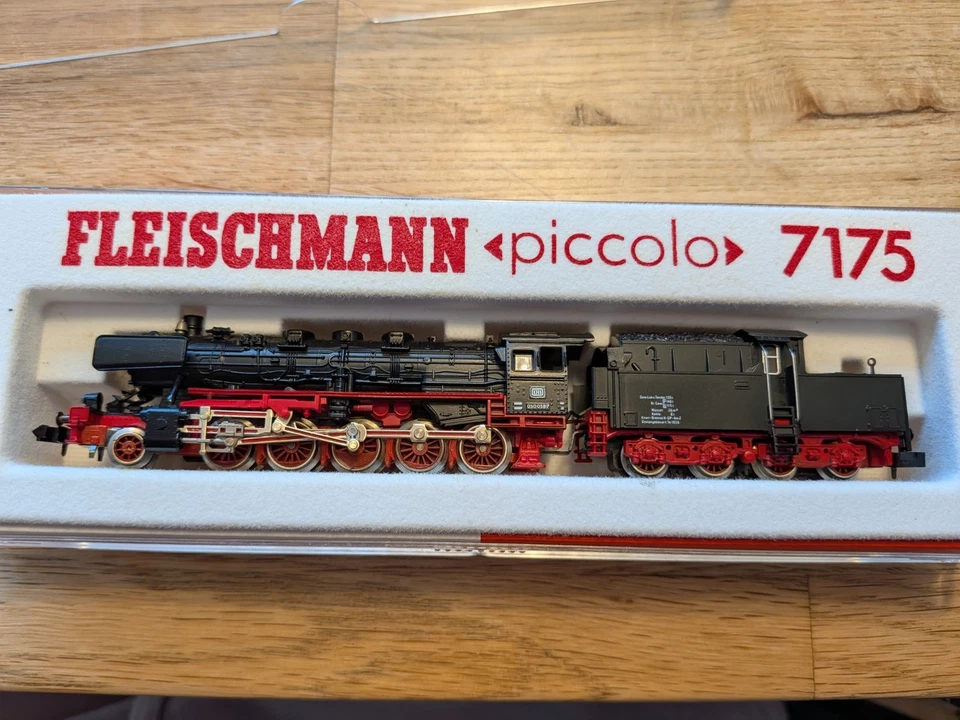 Modelleisenbahn Spur N Fleischmann 7175, Mehrzwecklok d. DB BR 050