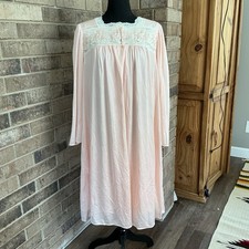 NOS VTG Shadowline Nightgown Robe Set Size M Peach Lace Nylon Lingerie 2-PC 2D1