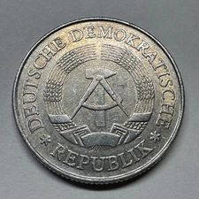 1975 Germany 2 Mark - Beautiful Coin - #B-036