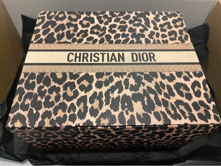 けっつ CHANELミラー & Diorチャームセット シャネル、ディオールセット シャネルコンパクトミラー