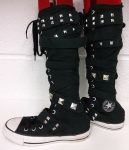 black converse boots size 4