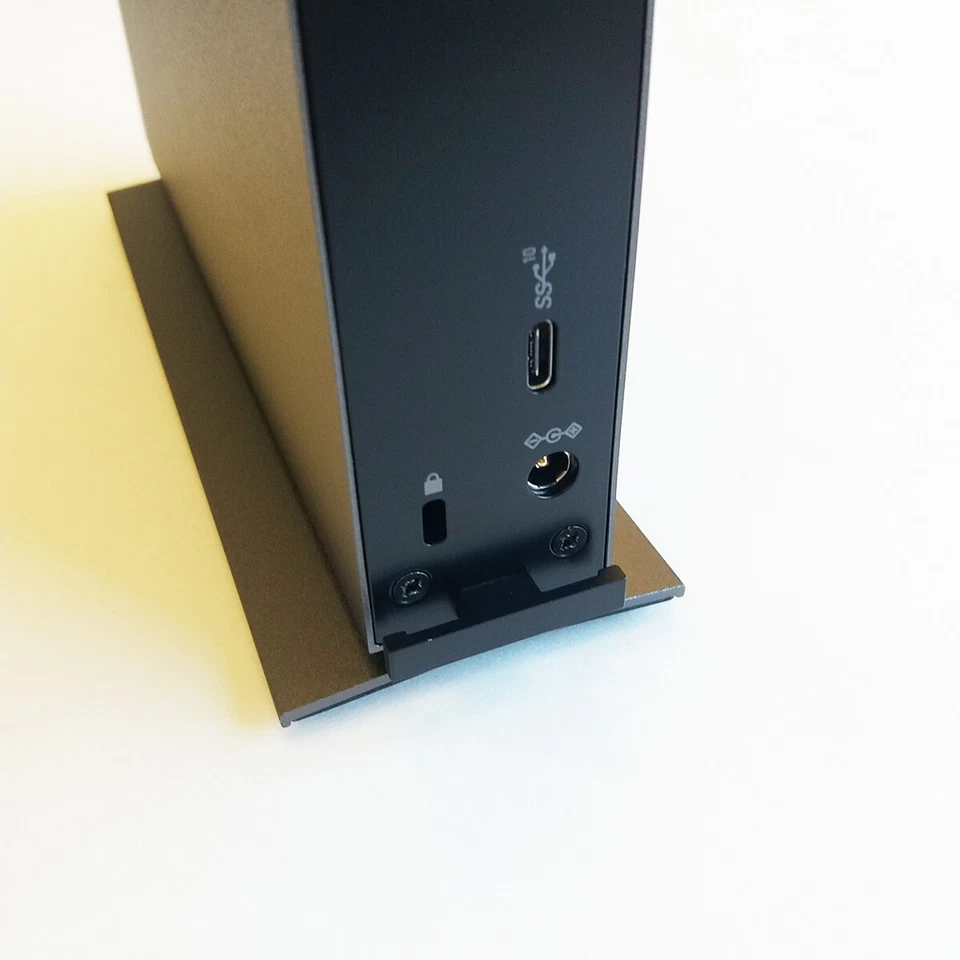 Used LaCie d2 Professional USB 3.1 TYPE C Desktop Drive 16TB STHA16000800 - Image 2 of 3