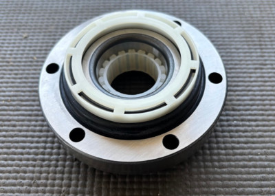 SKF Front Wheel Bearing - FWB110 / 495333 - For Renault R18, Fuego & More