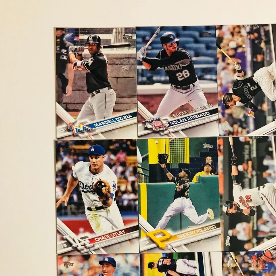 Lote de 29 cartas 2017 Topps Series 1 y 2 con radiocontrol y estrellas CL391 Foto 2 de 4