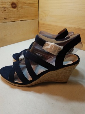 dv8 wedge sandals