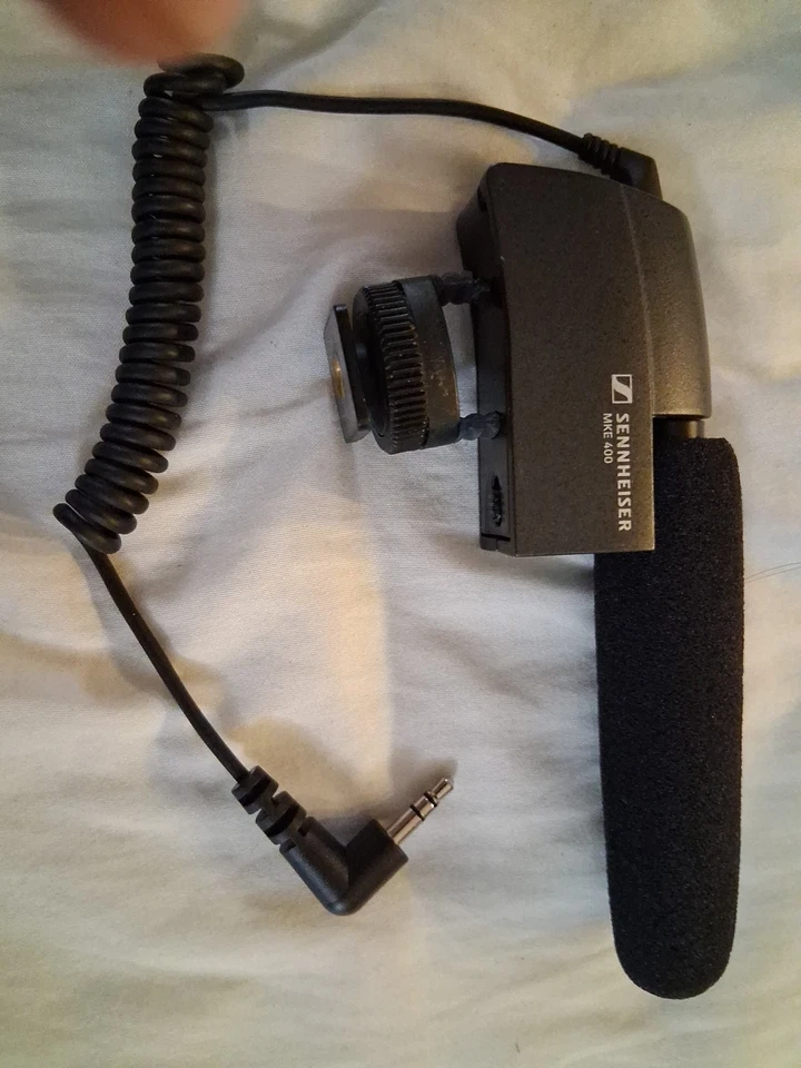 Micrófono escopeta cámara video Sennheiser MKE 400 - Excelente estado Foto 2 de 2