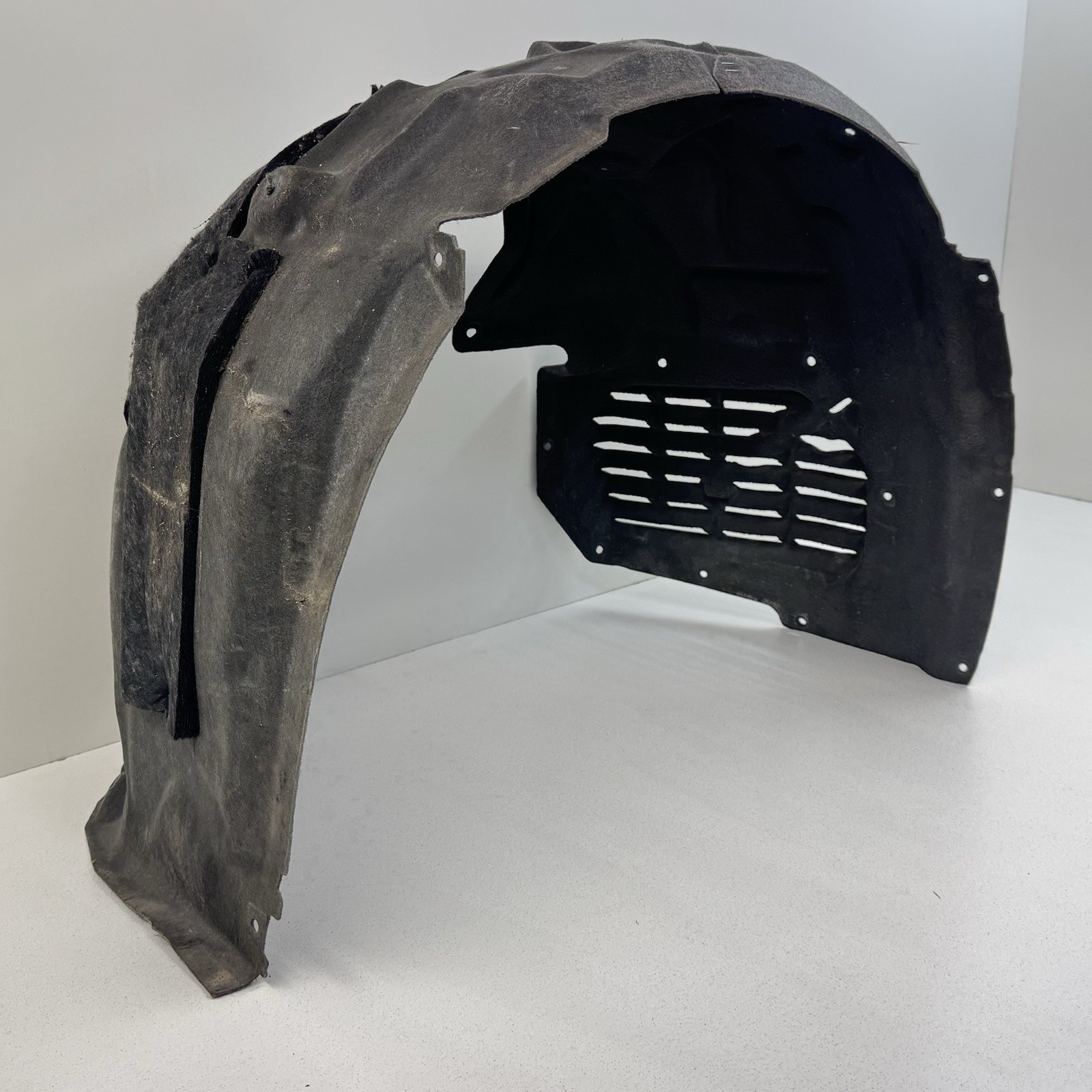 17-23 Audi R8 Passenger Right Front Fender Liner Wheel Arch Splash Guard OEM