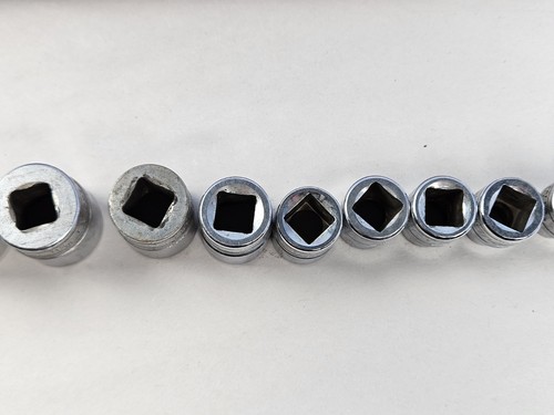 Used Snap-on 12pc 3/8" Drive SAE 6pt 1/4"-7/8" Shallow Socket Set w/ Magnet Tray - Picture 10 of 19